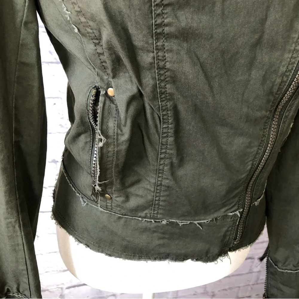 Ambition Y2K Cargo Jacket - Picture 10 of 10